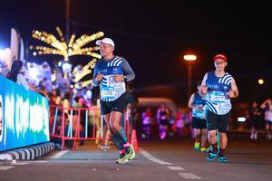 BIB: 1272, 42217
                            <button type="button" onclick="openModal(22967504)" class="btn btn-primary btn-sm float-right btn-popup" data-toggle="modal" data-target=".modal-high-quality">
                        <i class="fas fa-shopping-cart"></i> Add to Cart
                    </button>
                                            <button type="button" onclick="isThisMe(22967504, true)" class="btn btn-success btn-sm float-right btn-popup btn-isme hidden" data-toggle="tooltip" data-placement="bottom" title="นี่คือรูปของคุณใช่ไหม คลิกที่นี่เพื่อเอาเข้าอัลบั้ม">
                        <i class="fas fa-plus"></i> Add to album
                    </button>
                    <button type="button" onclick="isThisMe(22967504, false)" class="btn btn-warning btn-sm float-right btn-popup btn-isnotme hidden">
                        <i class="fas fa-ban"></i> Remove from album
                    </button>